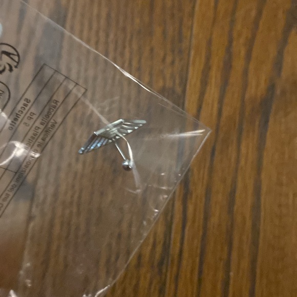 Spider web cartilage helix earring - Picture 5 of 5